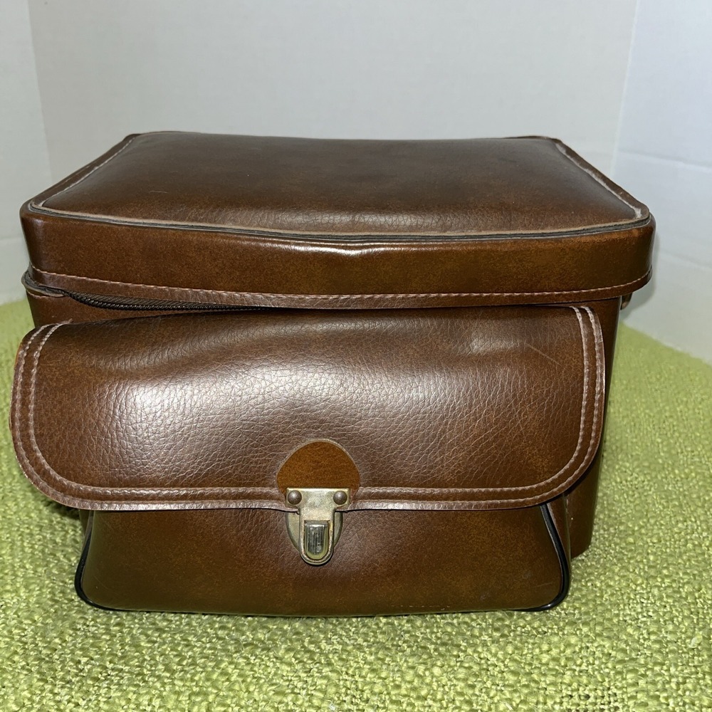 Vintage Hard Brown Leather Camera Case Shoulder Bag Made In USA #703